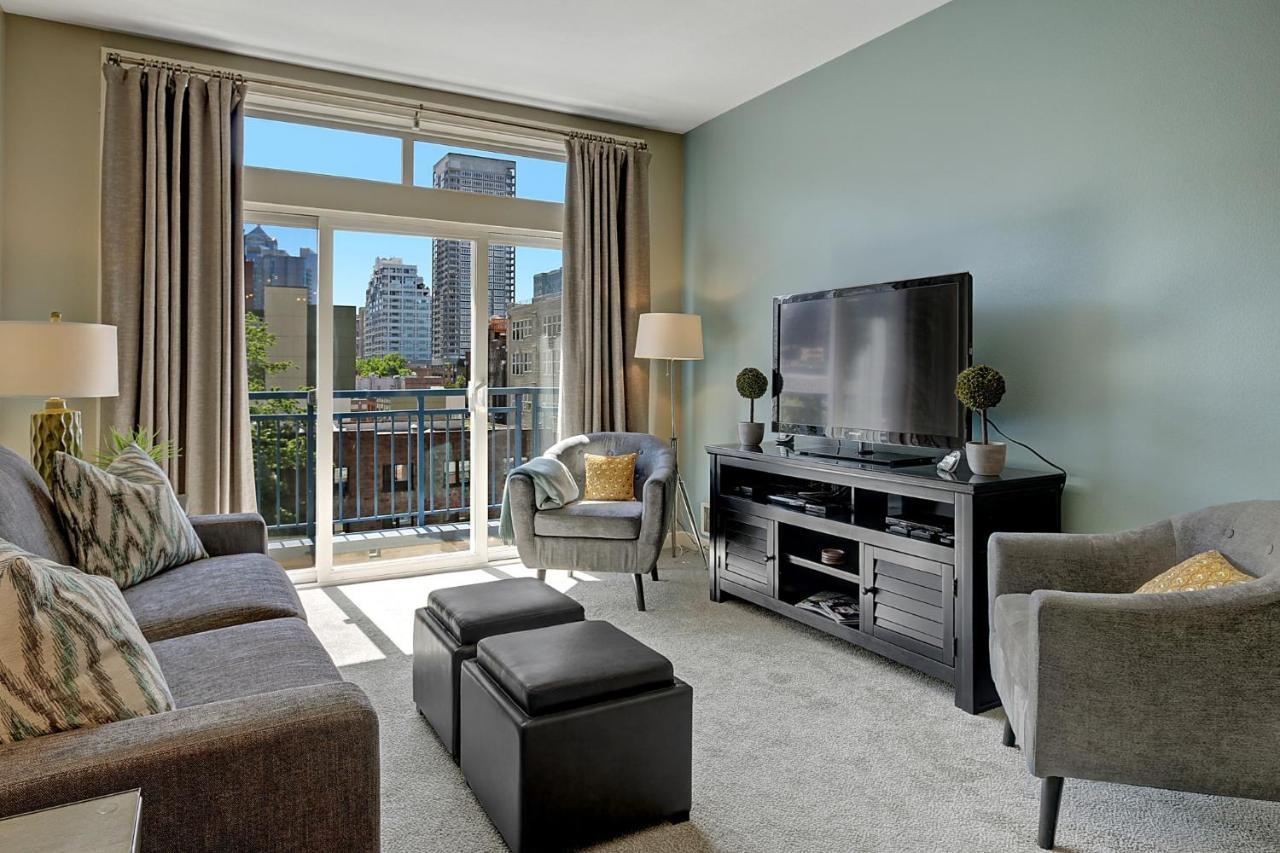 City Water View Oasis With Pool & Gym Near Cruise In Heart Of Seattle Eksteriør bilde